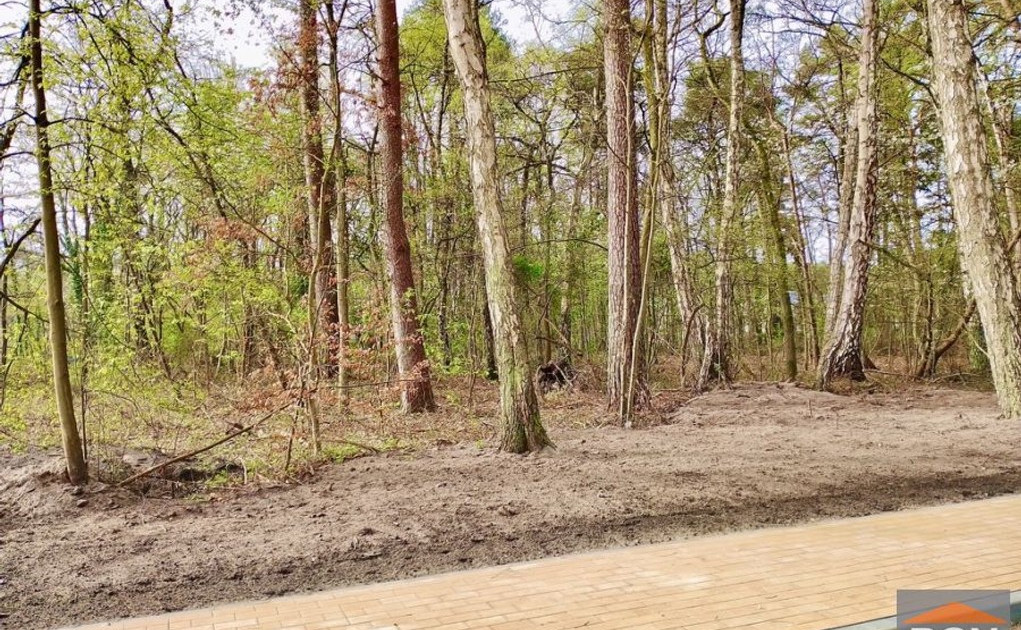 Działka na sprzedaż - Widok 2
