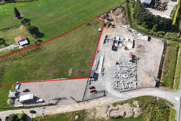 Land, 3000 m²
