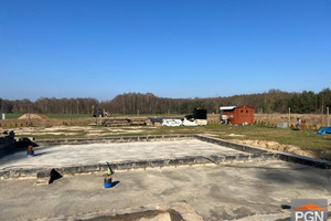 Działka z Rozpoczętą Budową i Materiałami do Jego
