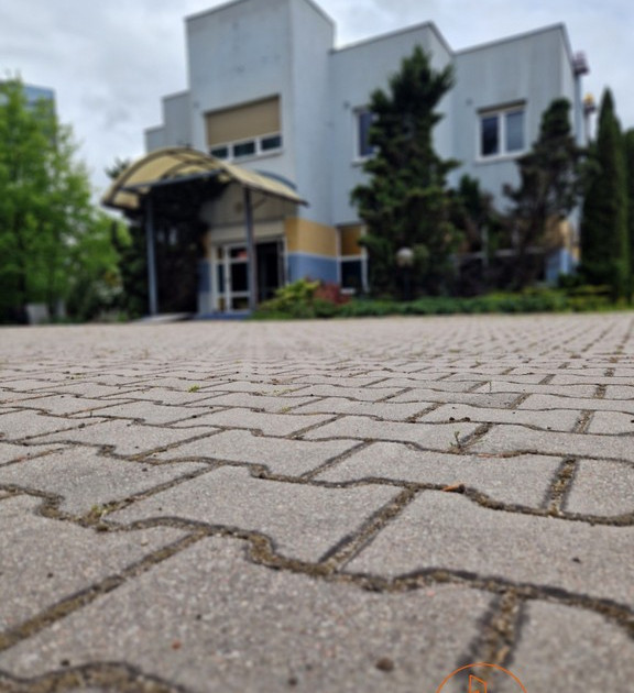 Lokal handlowy, usługowy do wynajęcia - Widok 2