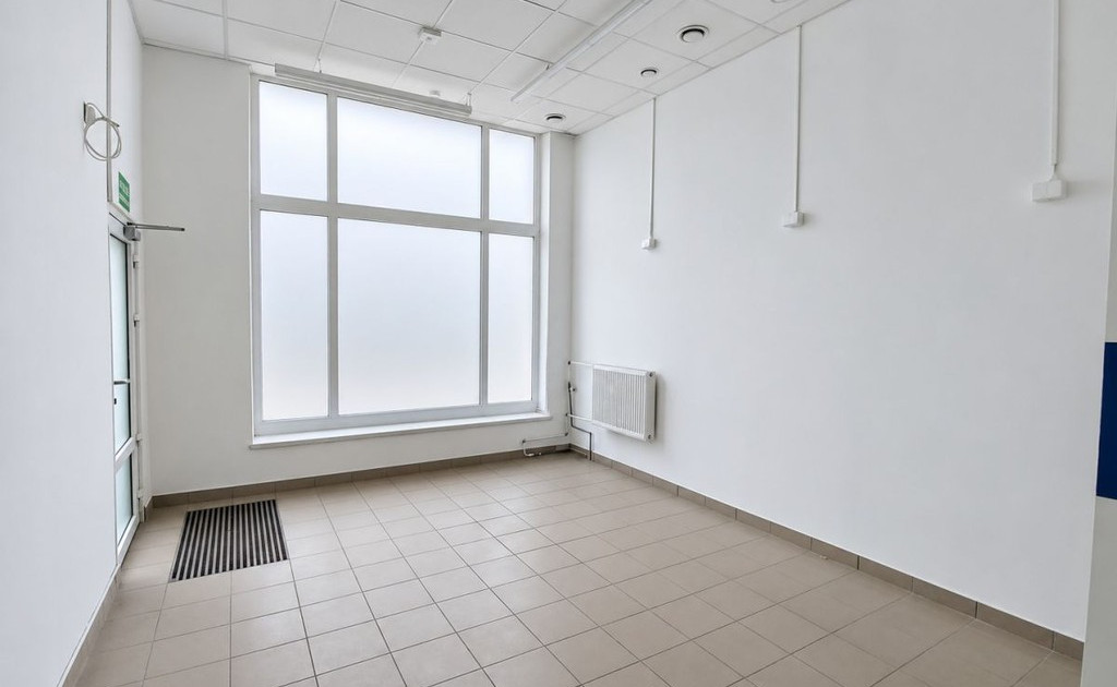 Lokal handlowy, usługowy do wynajęcia - Widok 2
