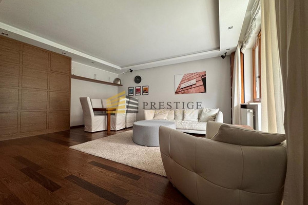 Apartament me 3 dhoma, 90 m²