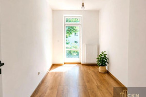 Kamienica po remoncie, 2 pokoje balkon