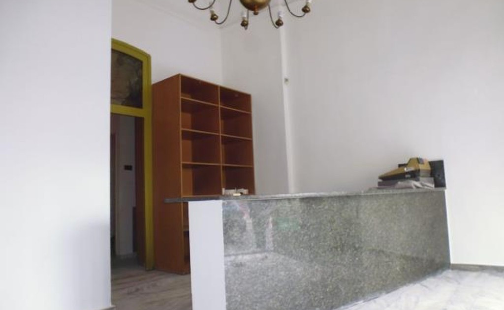 Lokal handlowy, usługowy na sprzedaż - Widok 2