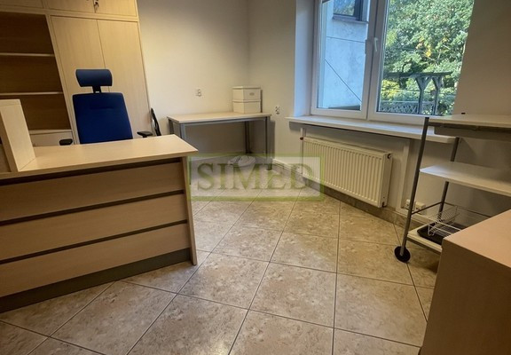 Poslovni prostor, 80 m²