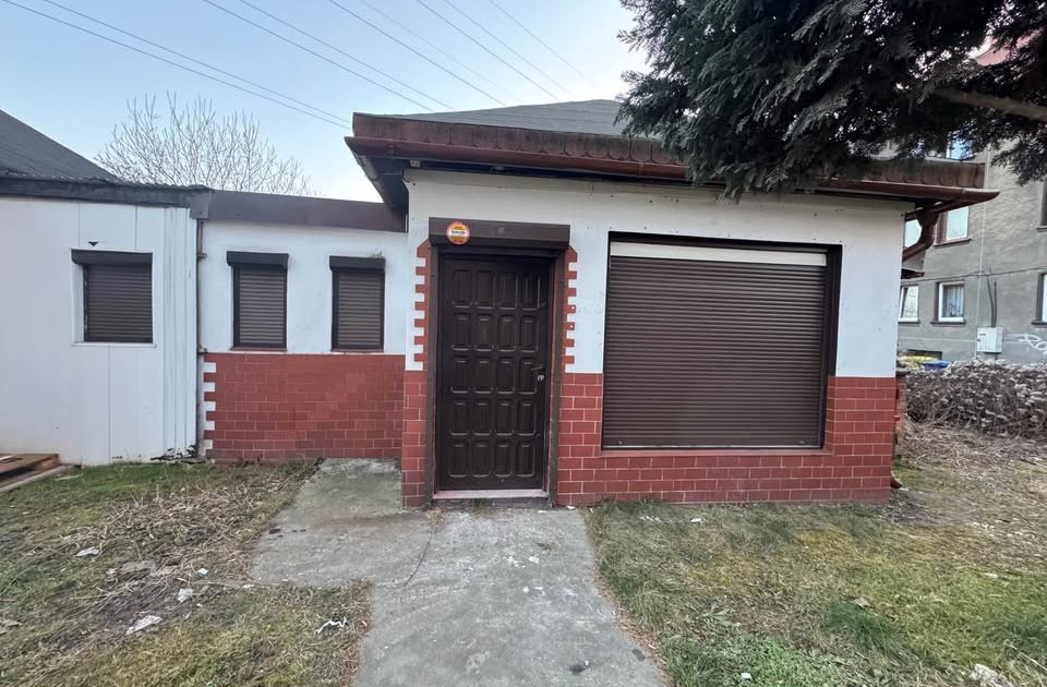 Lokal handlowy, usługowy do wynajęcia - Widok 2