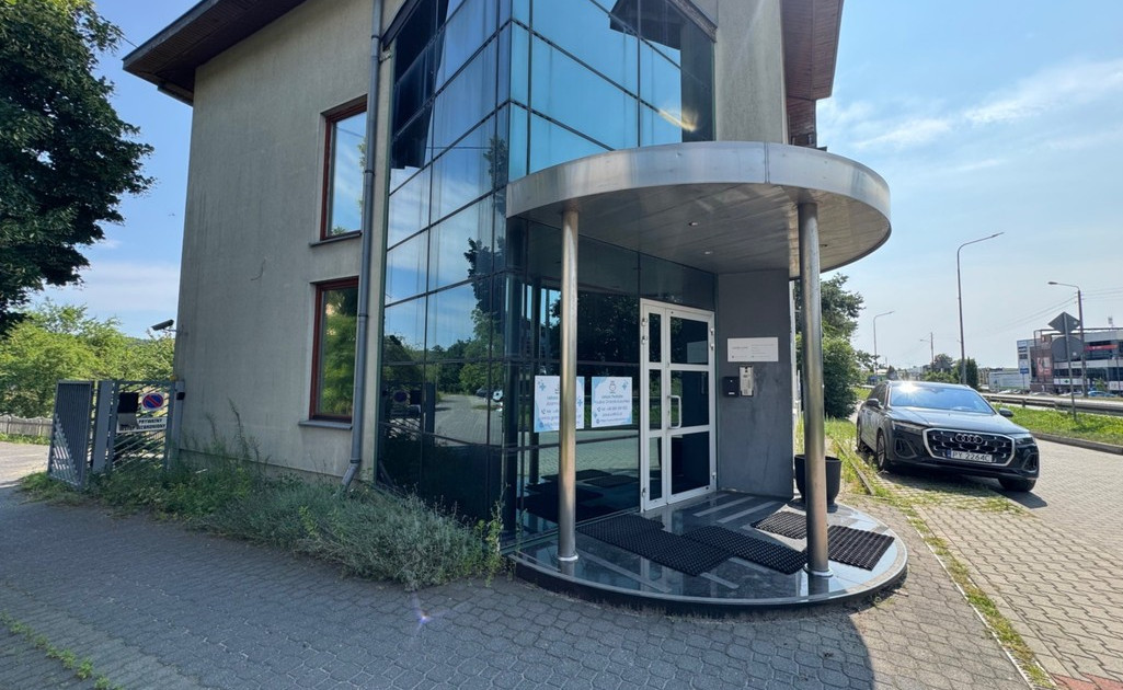 Lokal handlowy, usługowy do wynajęcia - Widok 2