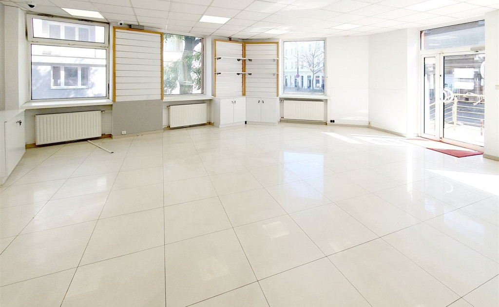 Lokal handlowy, usługowy do wynajęcia - Widok 2