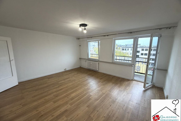 2-soban stan, 60 m²