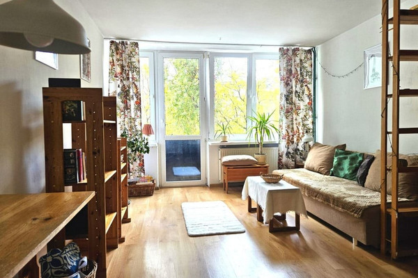 Árasán, 28 m²