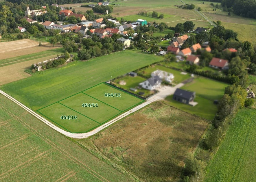 Działka na sprzedaż - Widok 2