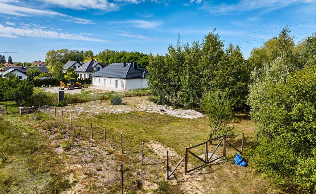 Działka na sprzedaż - Widok 2