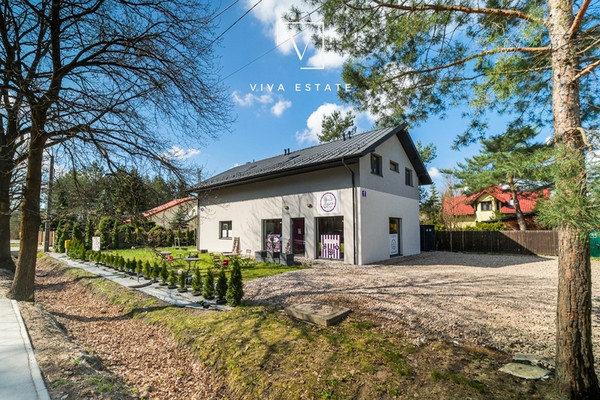 Komerční prostor, 222 m²