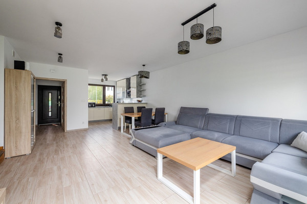 House, 127 m², land 250 m²