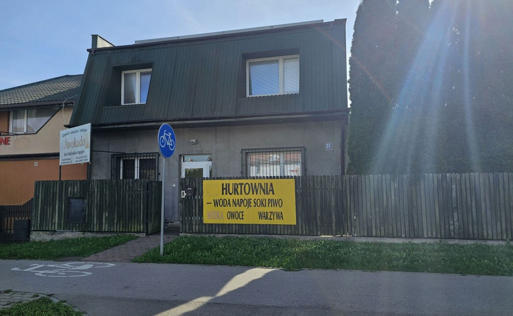 Lokal handlowy, usługowy na sprzedaż - Widok 2