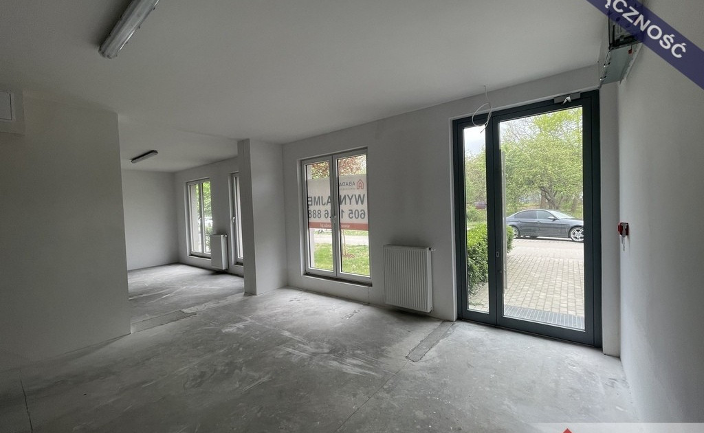 Lokal handlowy, usługowy na sprzedaż - Widok 2