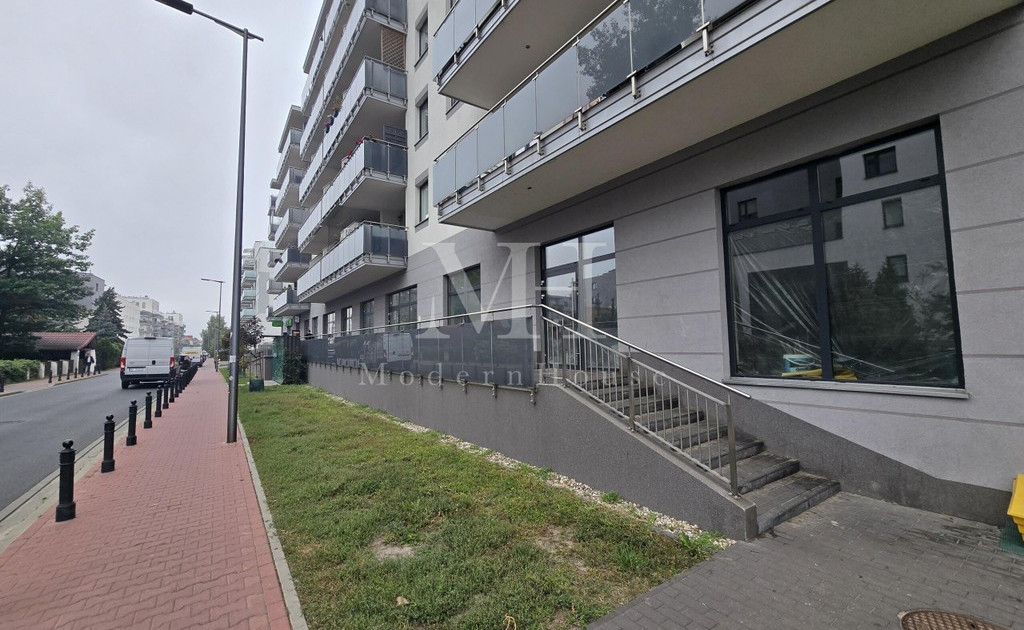 Lokal handlowy, usługowy na sprzedaż - Widok 2