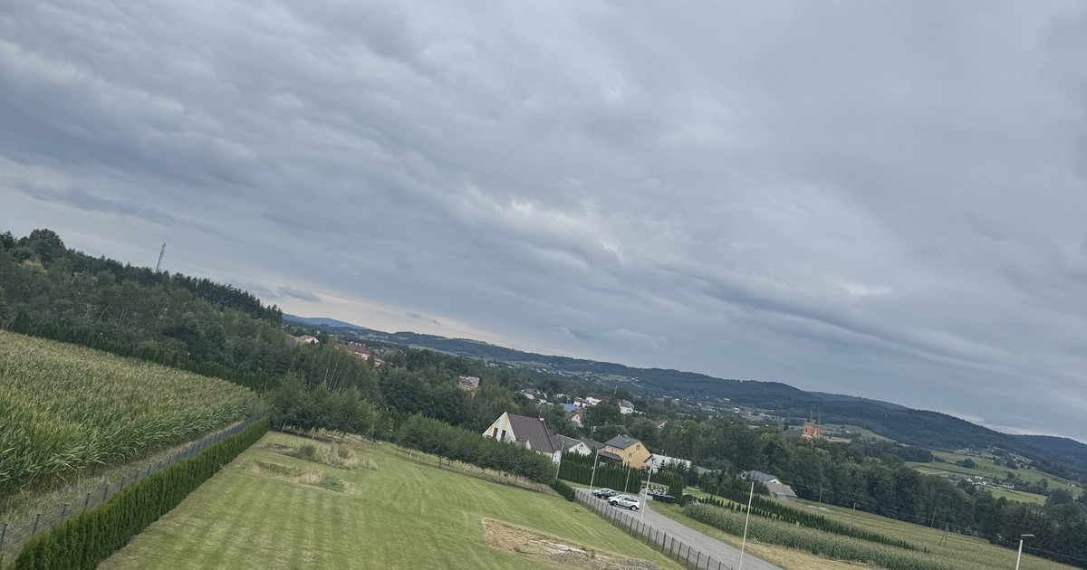Działka na sprzedaż - Widok 2