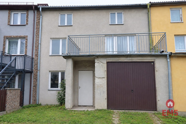Ház, 220 m², telek 240 m²