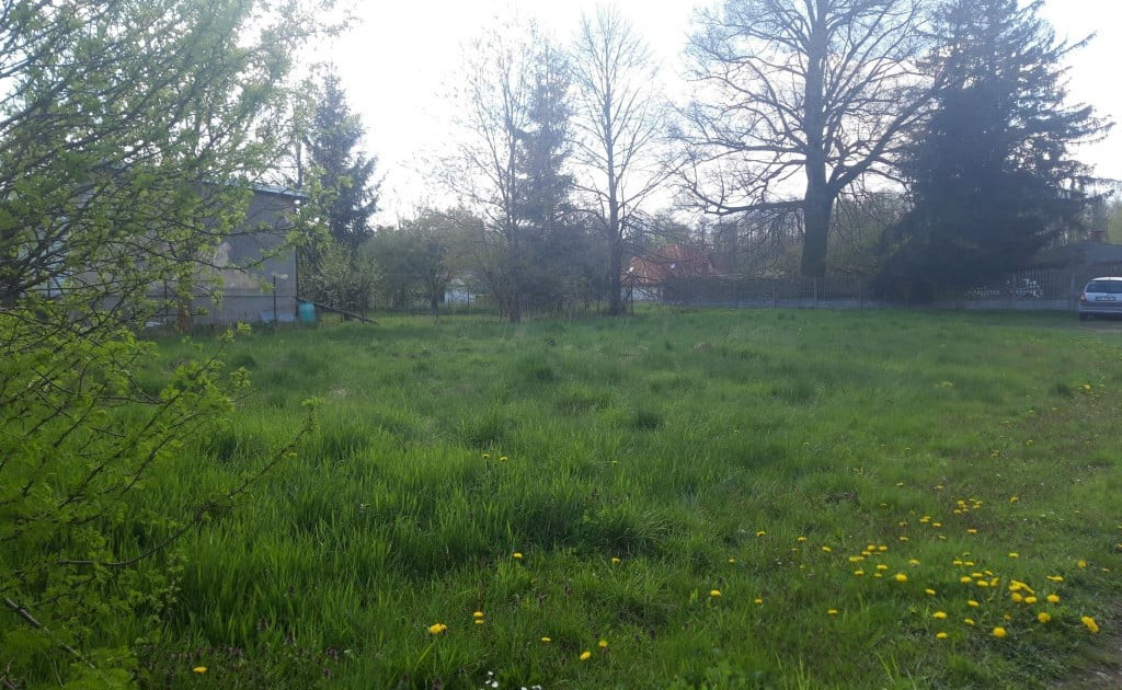 Działka na sprzedaż - Widok 2
