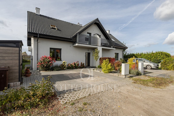 Casa, 93 m², terreno 300 m²