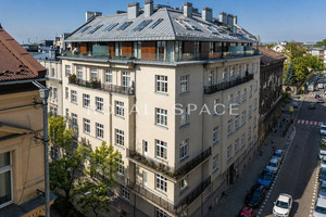 Narożny apartament z 2 balkonami w sercu Krakowa!