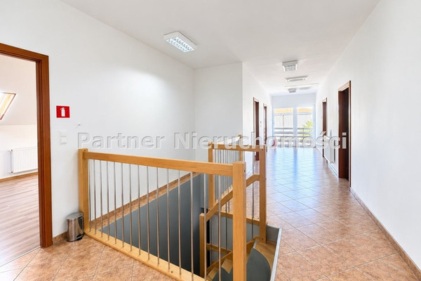 Poslovni prostor, 250 m²
