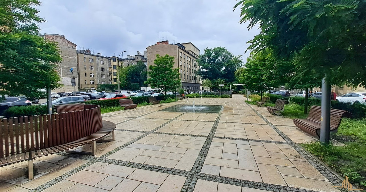 Nieruchomość komercyjna na sprzedaż - Widok 2