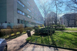 Rakowiec, 3 pokoje w niskim bloku