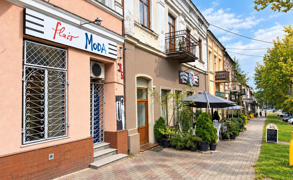 Lokal handlowy, usługowy na sprzedaż - Widok 2