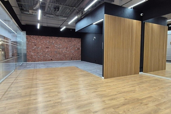 Lokal, 91 m²