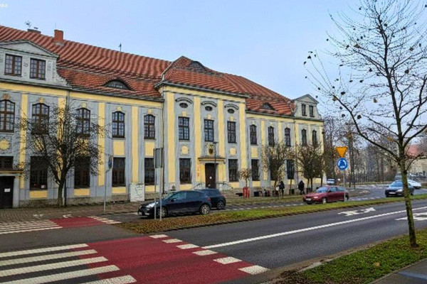 Nieruchomość komercyjna do wynajęcia