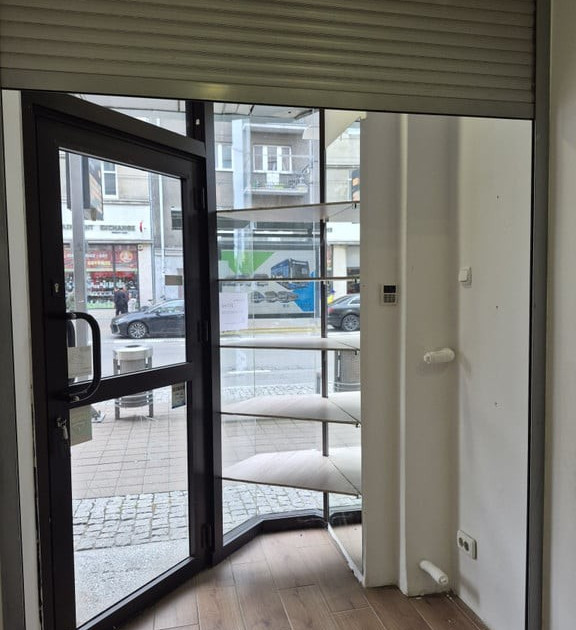 Lokal handlowy, usługowy do wynajęcia - Widok 2