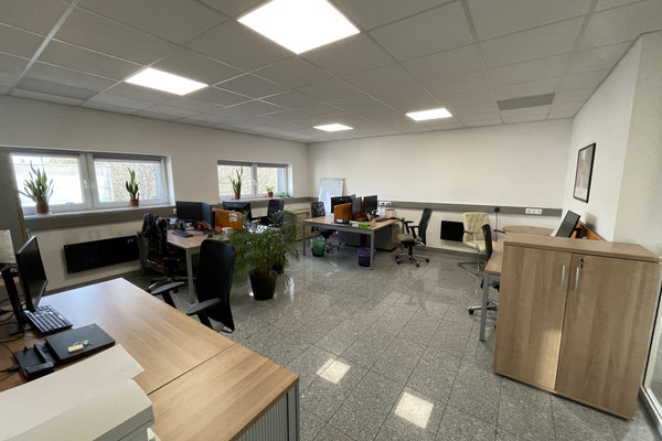 Poslovni prostor, 226 m²