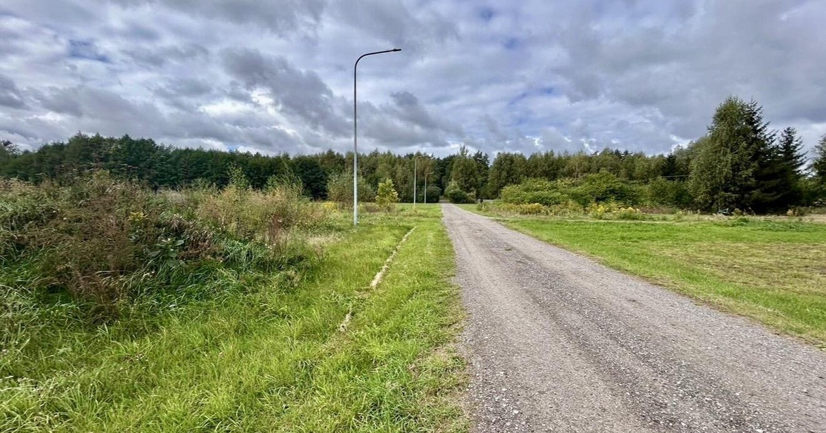 Działka na sprzedaż - Widok 2
