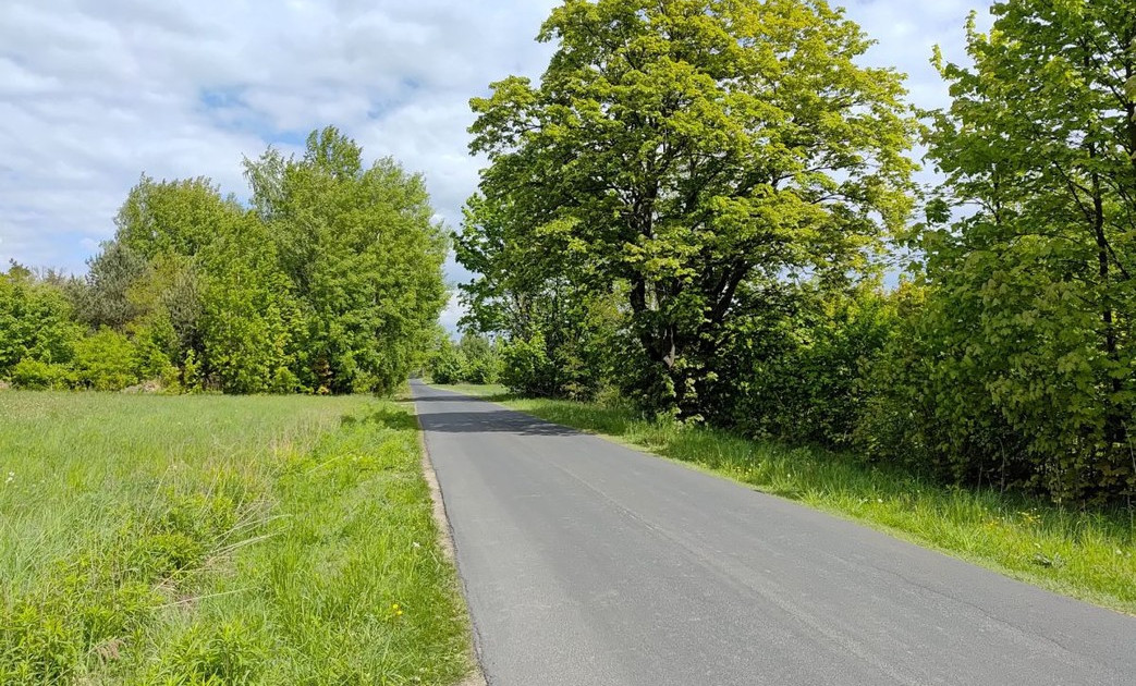 Działka na sprzedaż - Widok 2