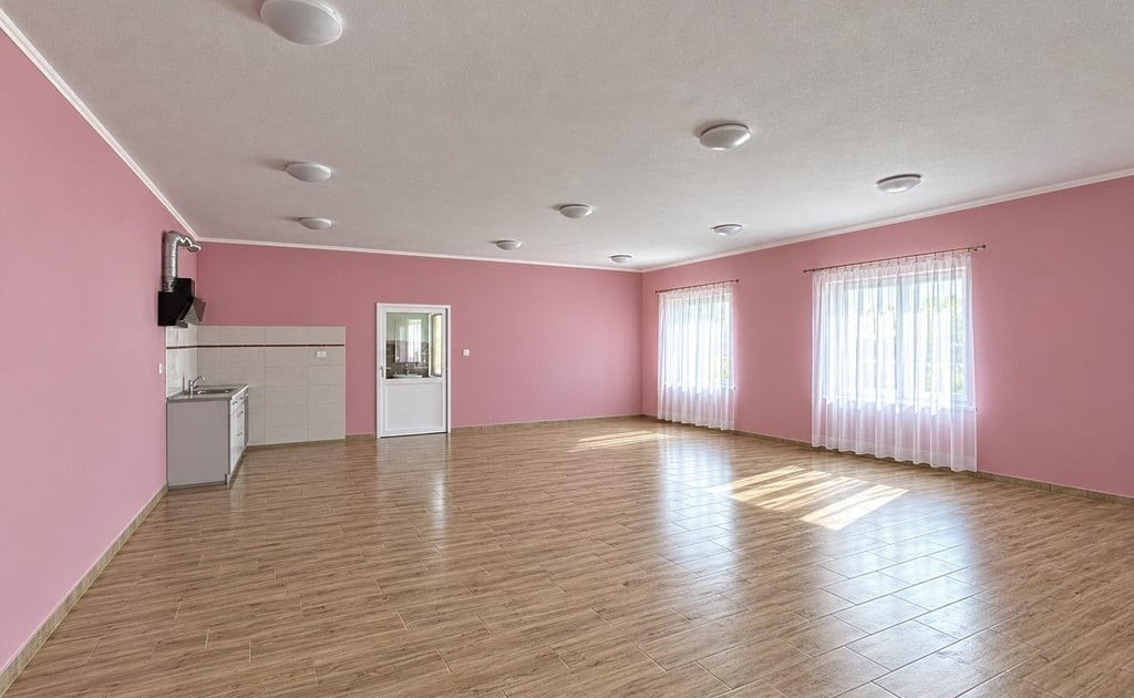 Lokal handlowy, usługowy do wynajęcia - Widok 2