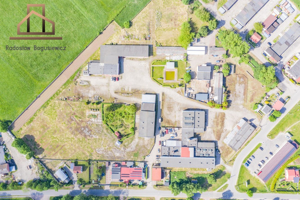 Telek, 26478 m²