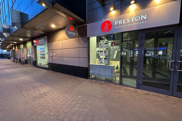 PRESTIŻOWY lokal 54 m² z dwiema witrynami od ul. Grzybowskiej ,ścisłe centrum