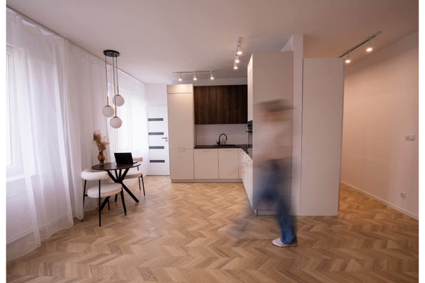 Apartament me 2 dhoma, 57 m²