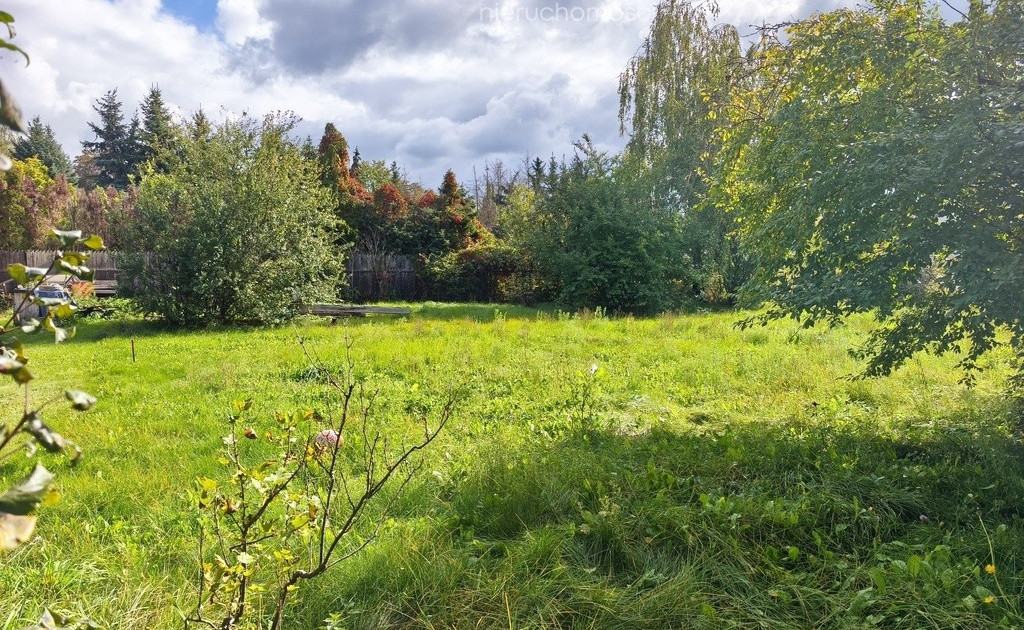 Działka na sprzedaż - Widok 2