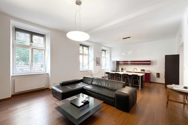 Árasán 2 seomra, 94 m²