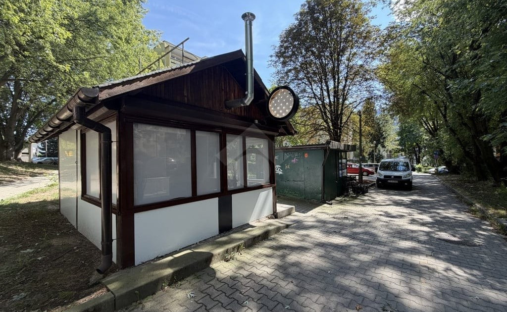 Lokal handlowy, usługowy na sprzedaż - Widok 2