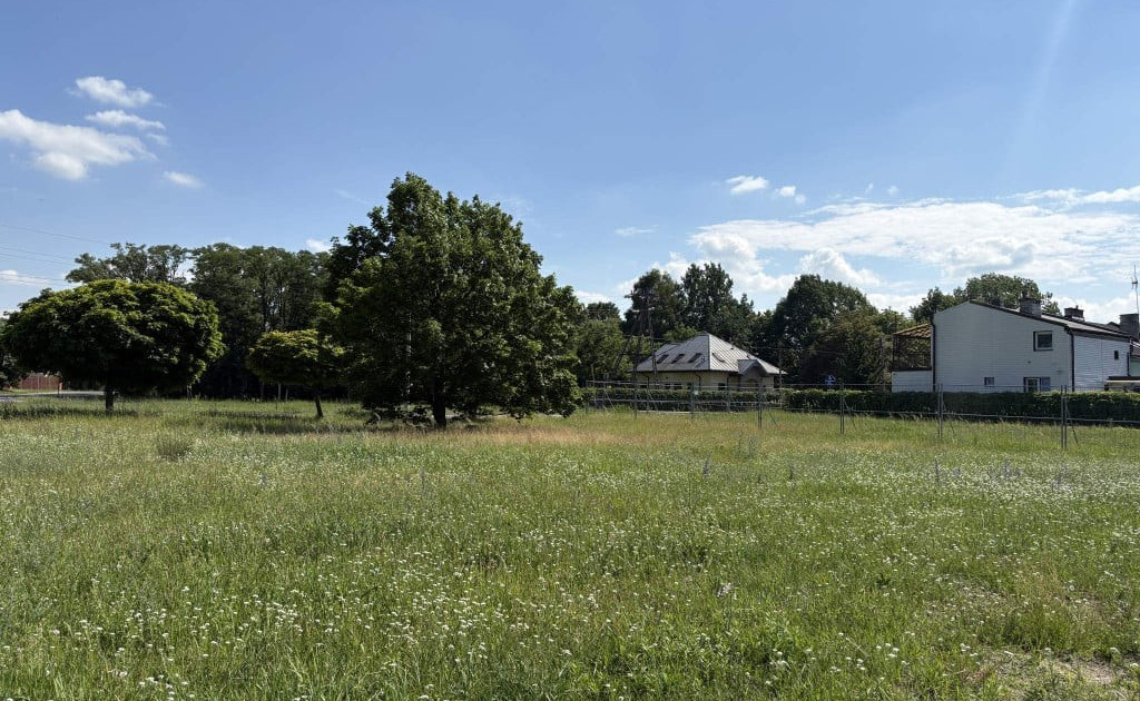 Działka na sprzedaż - Widok 2