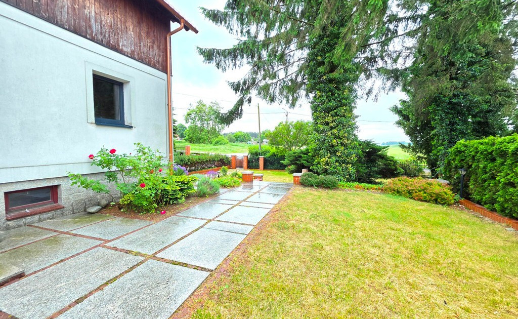 Dom – Krzczonów, powiat świdnicki - Widok 2