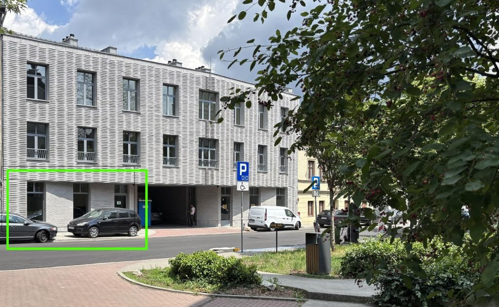 Nieruchomość komercyjna do wynajęcia - Widok 2