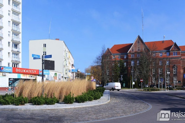 Nieruchomość komercyjna na sprzedaż