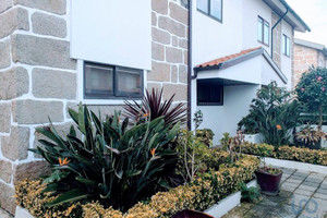 Dom na sprzedaż 167m2 Porto Vila do Conde - zdjęcie 1