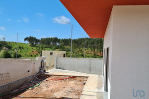 Dom na sprzedaż 130m2 Leiria Caldas da Rainha - zdjęcie 1