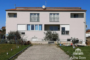 Dom na sprzedaż 580m2 Istarska Pula - Vodnjan - Medulin - zdjęcie 1